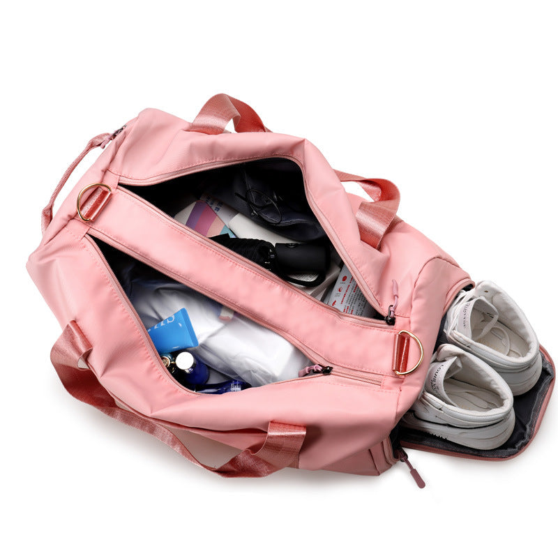 Versatile Waterproof Duffel Bag for Fitness & Travel - Ideal Weekender Shoulder Bag for Men & Women
