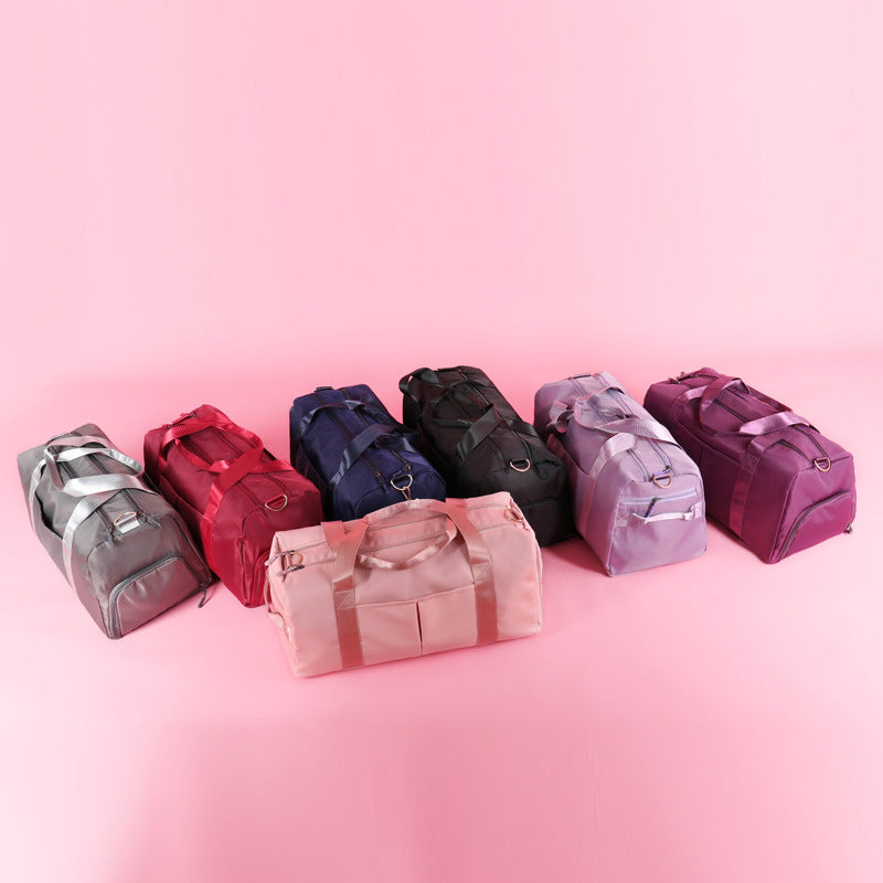 Versatile Waterproof Duffel Bag for Fitness & Travel - Ideal Weekender Shoulder Bag for Men & Women