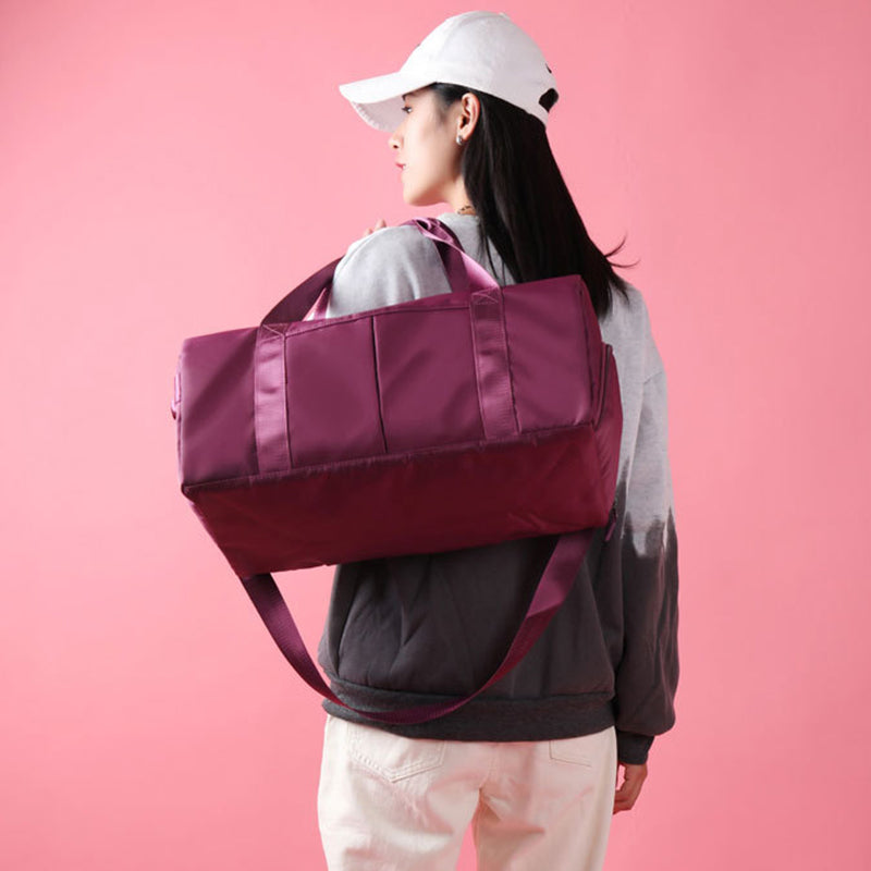 Versatile Waterproof Duffel Bag for Fitness & Travel - Ideal Weekender Shoulder Bag for Men & Women