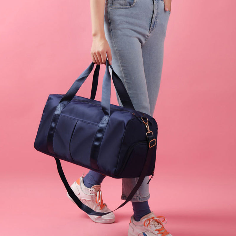 Versatile Waterproof Duffel Bag for Fitness & Travel - Ideal Weekender Shoulder Bag for Men & Women